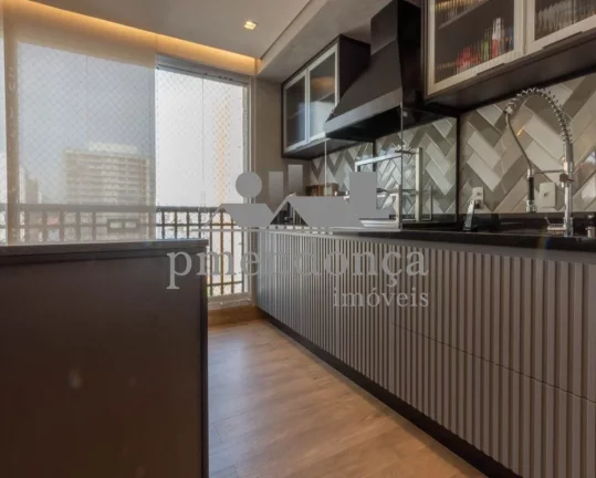 Imagem Apartamentos com 4 suítes à venda em Vila Romana, São Paulo