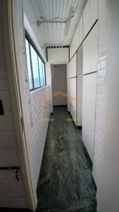 Imagem Apartamento com 90 m², 3 dormitórios, sendo 1 suíte, sala para dois ambientes, cozinha com armár...