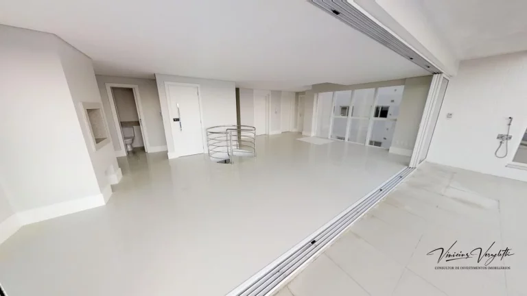 Imagem Cobertura para Venda em Balneário Camboriú / SC no bairro Centro