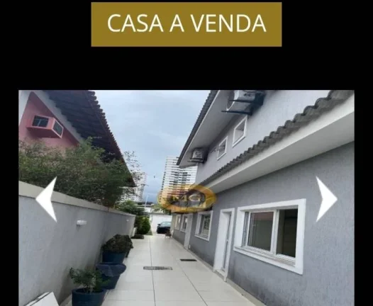 Imagem Casa duplex no condomínio Cristal Lake Barra da Tijuca