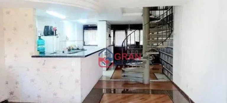 Imagem Apartamento Duplex à venda no Juvevê