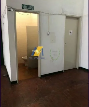 Imagem Prédio Comercial para Locaçao com 550m², 3 salas e 4 vagas!!!