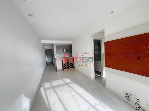 Imagem Apartamento com 3 dormitórios à venda, 90 m² por R$ 550.000,00 - Braga - Cabo Frio/RJ
