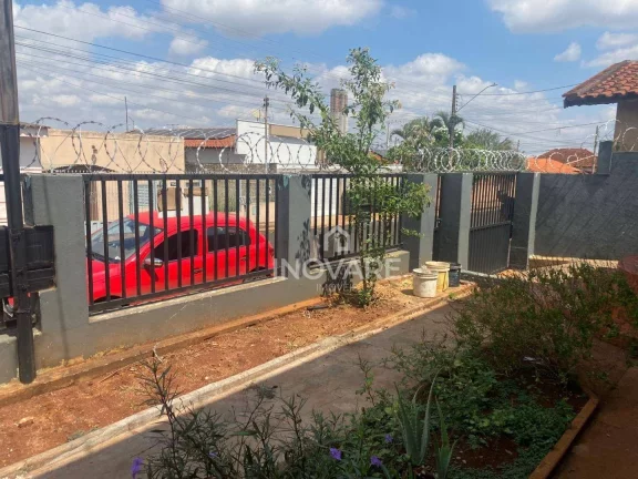 Imagem Casa com 3 dormitórios à venda, 140 m² por R$ 350.000,00 - Setor Bela Vista - Itumbiara/GO