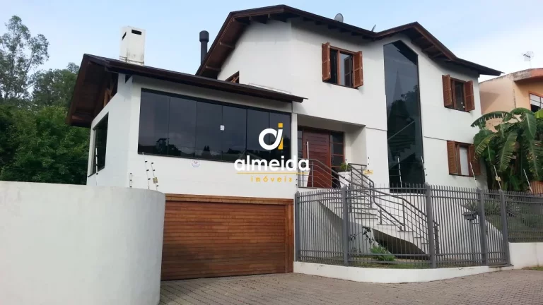 Casa 4 dormitórios à venda Nossa Senhora de Lourdes Santa Maria/RS