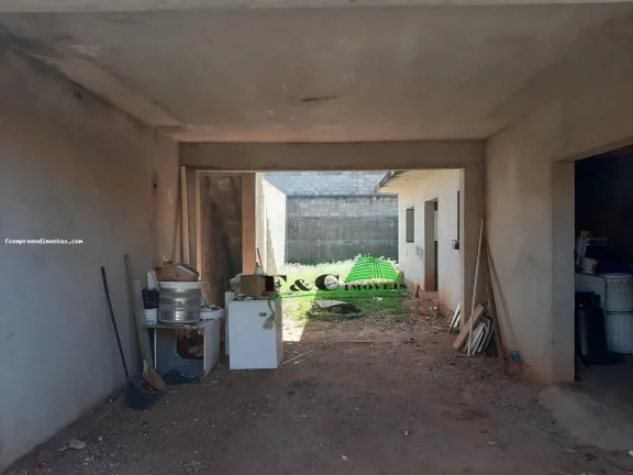 Imagem Sobrado para Venda em Limeira, Jardim Santa Adélia, 3 dormitórios, 3 suítes, 1 banheiro, 5 vagas