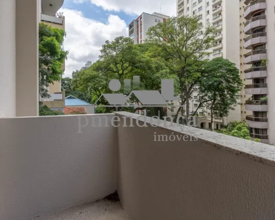 Imagem Apartamento incrível à venda para reforma numa das melhores localizações de Higienópolis.