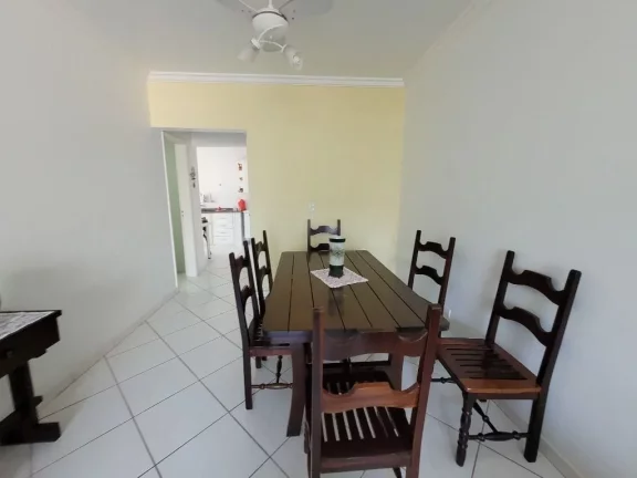 Imagem PITANGUEIRAS – UMA QUADRA DA PRAIA, MARAVILHOSO APARTAMENTO TOTALMENTE REFORMADO, GARAGEM NO PRÉDIO, LOCALIZAÇÃO PRIVILEGIADA.