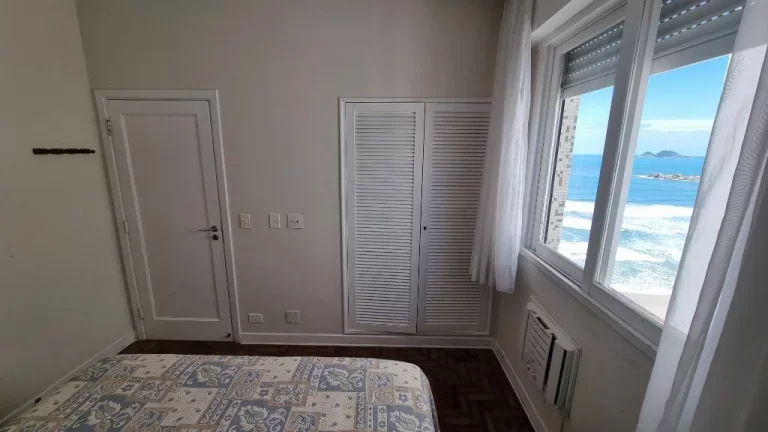 Imagem APARTAMENTO À VENDA, 140 M² - PITANGUEIRAS - GUARUJÁ/SP