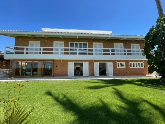 Imagem Casa única na Riviera de São Lourenço: Módulo 5: 6 quartos, 6 suítes. Pé na areia frontal, vista para o mar e amplo espaço gourmet.
