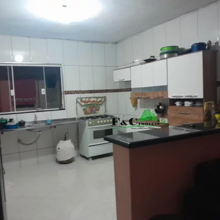 Imagem Casa para Venda em Limeira, Parque Pompeu, 3 dormitórios, 2 banheiros, 3 vagas