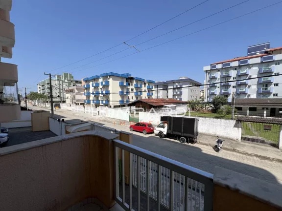 Imagem Apartamento a venda na Praia Grande com apenas 100 metros do mar