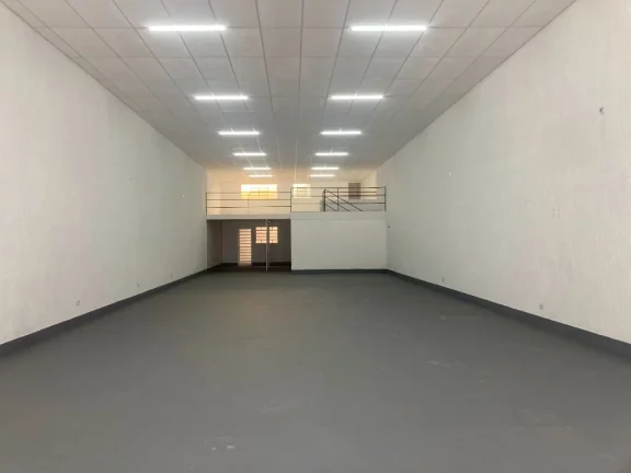 Imagem Galpão, 320 m² - venda por R$ 2.200.000,00 ou aluguel por R$ 14.588,00/mês - Centro - Suzano/SP