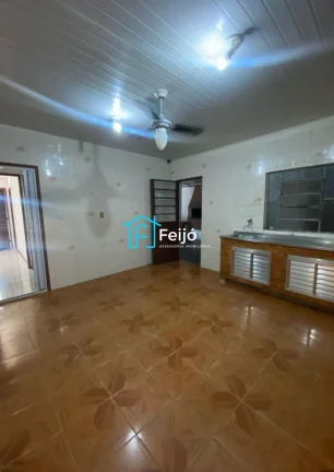 Imagem Casa 3 dormitórios com pátio e garagem - Restinga Nova