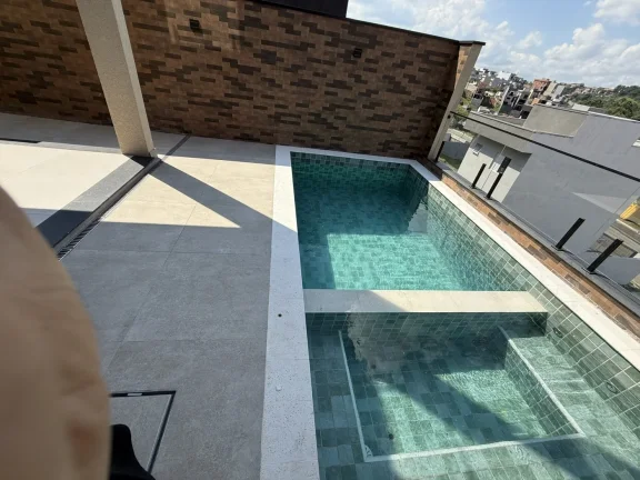 Imagem Casa Alto Padrão com Piscina e Salão, Nova Jaguari SP