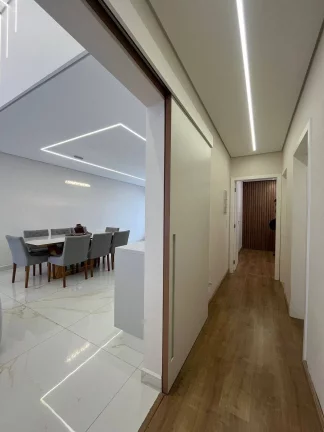 Imagem CASA TÉRREA EM CONDOMÍNIO PRÓXIMO AO SHOPPING