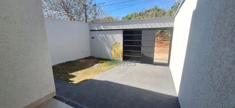 Imagem Casa no Residencial Antônio Barbosa, ao lado do Campus da UFG, com 150 M² de área total e 107 M²...