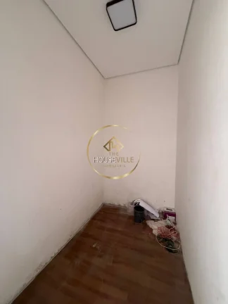 Imagem Casa Sobrado, 4 dormitórios (2 suítes), 4 vagas. Condomínio Mantiqueira, Sj