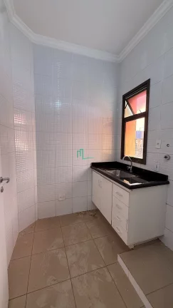 Imagem Excelente sala comercial disponível para locação na rua voluntários da franca ao lado da praça da catedral de Franca/SP