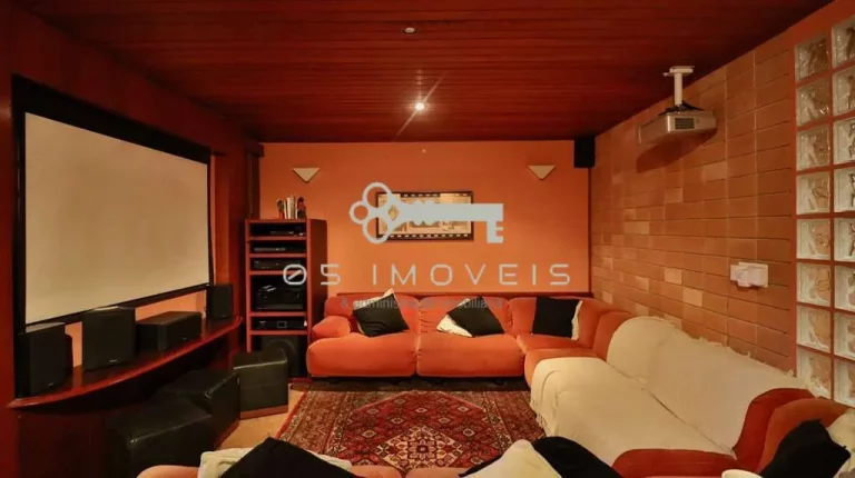 Imagem Casa alto padrão à venda na Aldeia da Serra com 7 suítes e espaço gourmet
