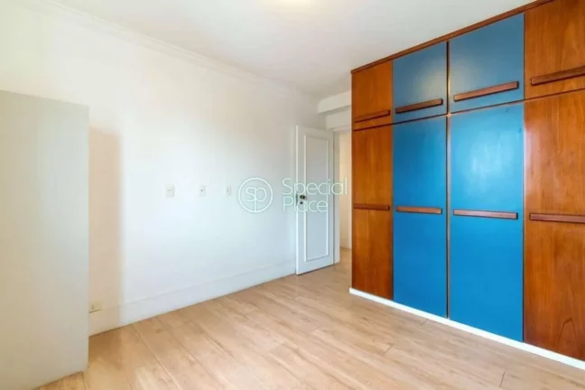 Imagem Ótima cobertura em Perdizes com 237m² divididos em dois pavimentos. No primeiro piso temos um óti...