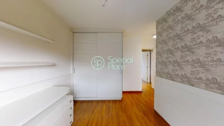 Imagem Apartamento com 220m² na Granja Julieta voltado para a Hípica de Santo Amaro. Amplo living com var...