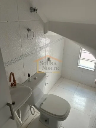 Imagem Sobrado com ambientes amplos e bem distribuídos, 3 dormitórios, sendo 3 suítes, salas de estar e ...