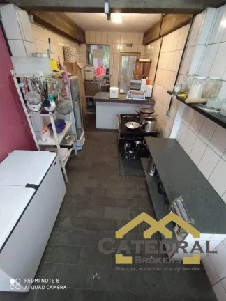 Imagem Chácara à venda com 3 quartos com 250m2 e 900m2 de terreno no Engordadouro Jundiaí SP