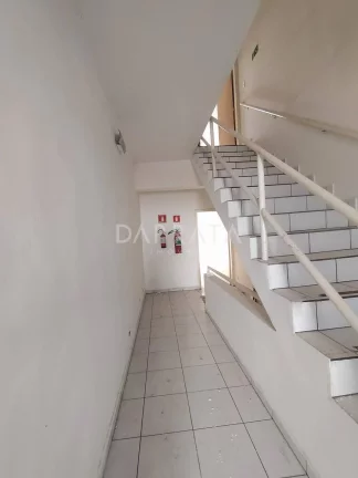 Imagem Prédio comercial no centro de Carapicuíba 750m, 7 vagas