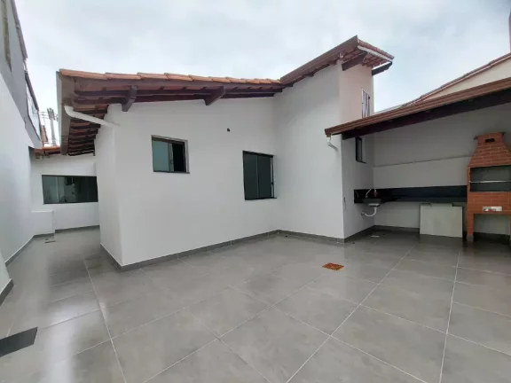 Imagem CASA PLANA+3QUARTOS+SUÍTE+CLOSET+ESPAÇO GOURMET+2VAGAS