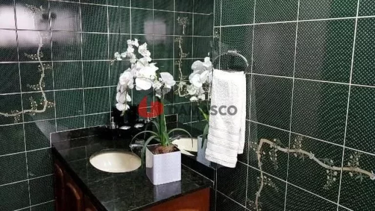 Imagem Sobrado à venda 3 Quartos, 3 Suites, 5 Vagas, 326M², Santa Maria, Santo André - SP