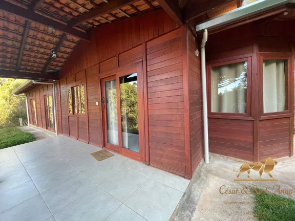 Imagem Casa em oportunidade de venda em Campos do Jordão-SP