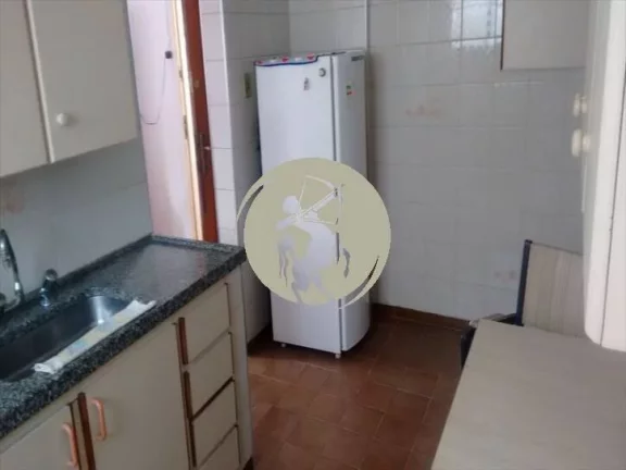 Imagem ANTIGO, NÃO MODERNIZADO EXCELENTE LOCALIZAÇÃO