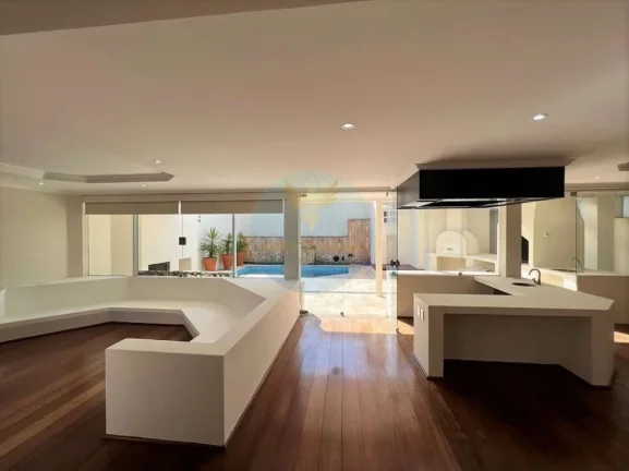 Imagem Casa em Condomínio a Venda no bairro São Paulo II - Cotia, SP