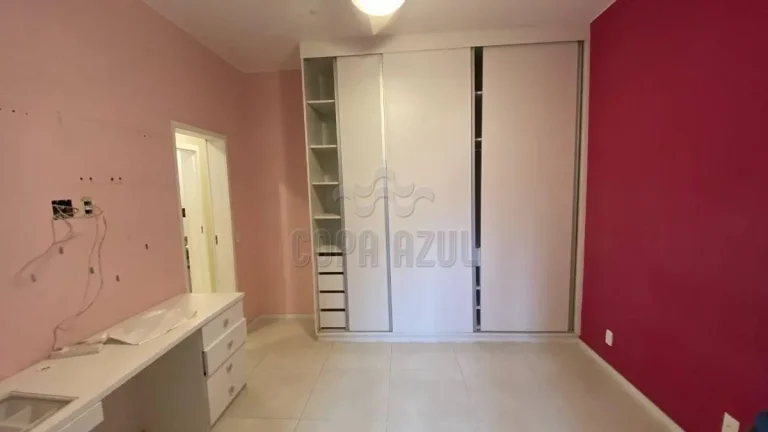 Imagem Laranjeiras – Rua das Laranjeiras | Residencial › Apartamento 3 quarto(s) à Venda