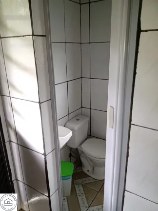 Imagem Chácara região de cipó Guaçu (Embú Guaçu) região de mata silvestre, 15.000 MTS de área livre, casa de 130 mts construído, 2 chalés, 1 casa de caseiro.