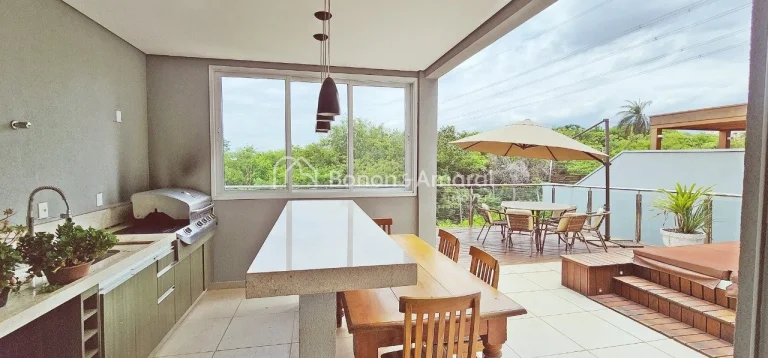 Imagem Casa de condominio a venda no Parque das Quaresmeiras em Campinas!!

Casa com vista para o por do so...