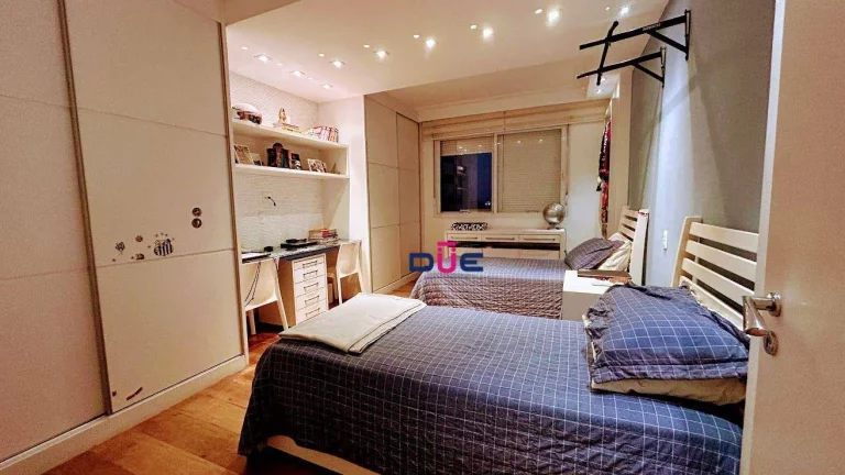 Imagem Apartamento com 3 dormitórios à venda, 170 m² por R$ 1.900.000 - Gonzaga - Santos/SP