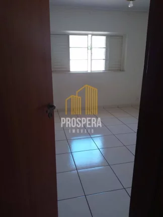 Imagem Casa no centro com possibilidade de conversão em ponto comercial