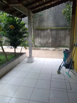 Imagem Sobrado com 4 dormitórios à venda, 400 m² por R$ 2.200.000,00 - Vila Áurea - Poá/SP