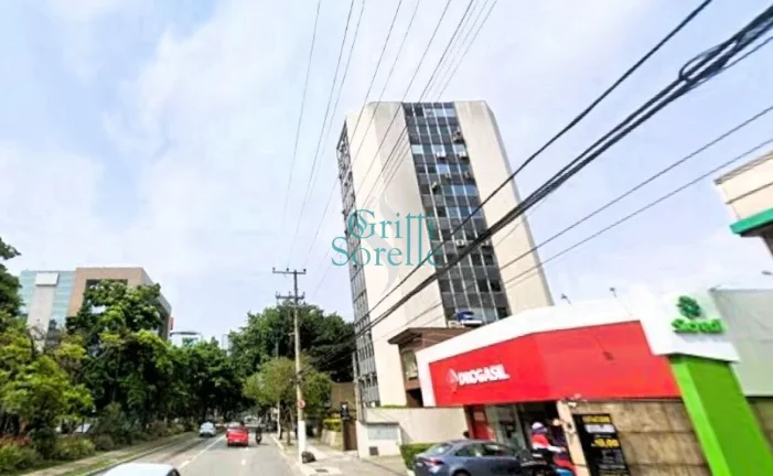 Imagem Conjunto Comercial à Venda em Cidade Monções - São Paulo/SP.
