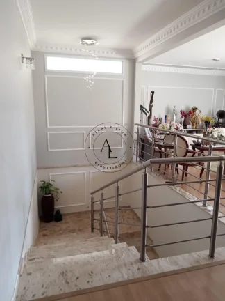 Imagem Exclusiva Casa de Luxo em Bolsão de Segurança com Piscina e 6 Suítes - 540m2 de Sofisticação