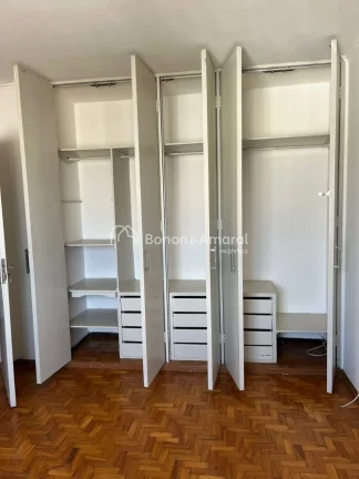 Imagem Localizado no bairro Centro, este apartamento oferece 120 m² de conforto e praticidade, com 2 quart...