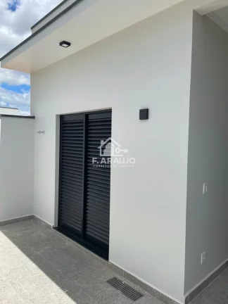 Imagem Casa em Condomínio à Venda em Sorocaba-SP, 3 Quartos, 2 Vagas, 90,75m².