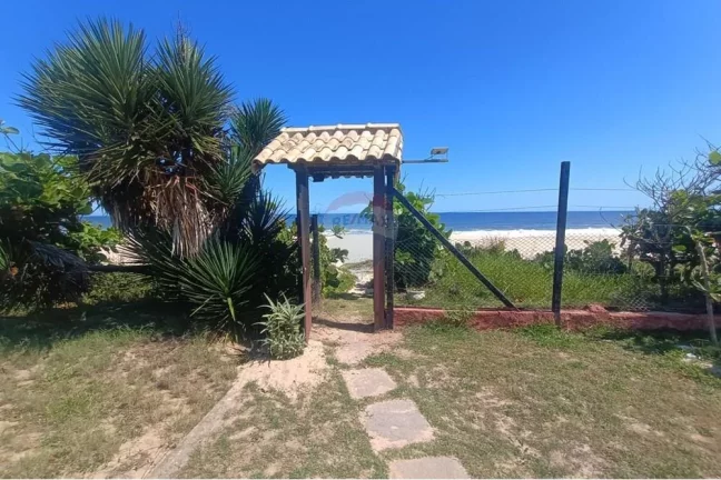 Imagem Casa da praia, pé na areia, 3 quartos, 1440m2 de área total em Ponta Negra