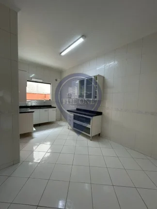 Imagem Casa em Condomínio à venda em Bosque da Saúde, São Paulo-SP: 2 quartos, 2 suítes, 3 banheiros, 2 vagas, 142m²!