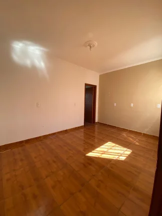 Imagem Sobrado Multifuncional no Coração do Jardim Ternura – Perfeito para Moradia e Negócios!