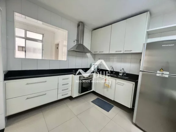 Imagem Ótimo Apartamento 2 dormitórios mais dependência na quadra da praia Aparecida em Santos