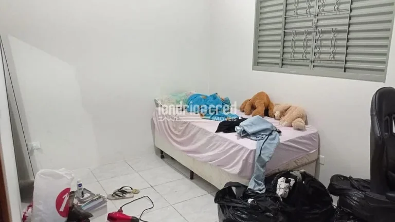 Imagem Casa à venda 3 Quartos, 2 Vagas, 200M², Jardim Neman Sahyun, Londrina - PR
