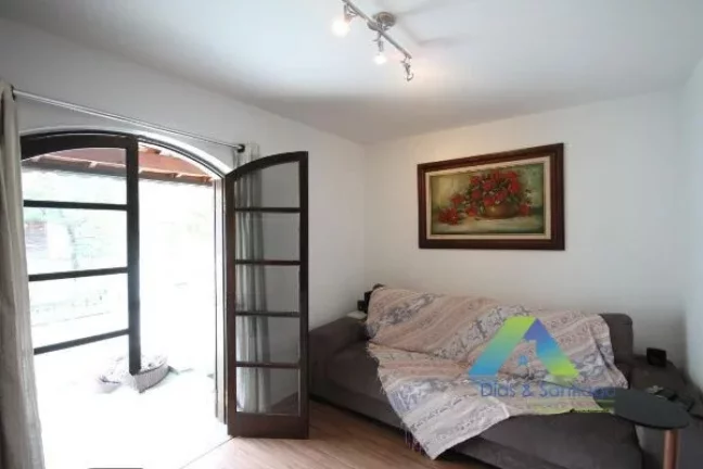 Imagem SOBRADO EM CONDOMINIO COM PORTEIRA FECHEDA !!!